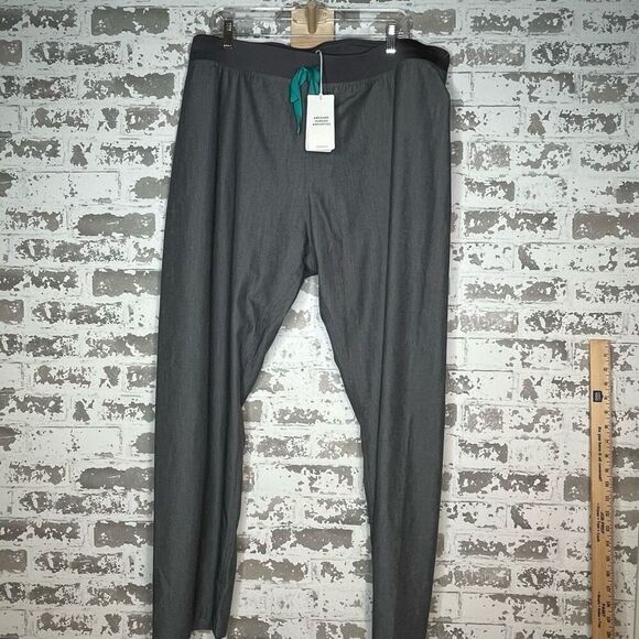 Figs | women nwt gray scrub pants straight leg - Picture 8 of 9
